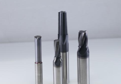 【兆恒機械】螺紋銑刀與絲錐攻絲有什么區(qū)別，誰的優(yōu)勢大呢？